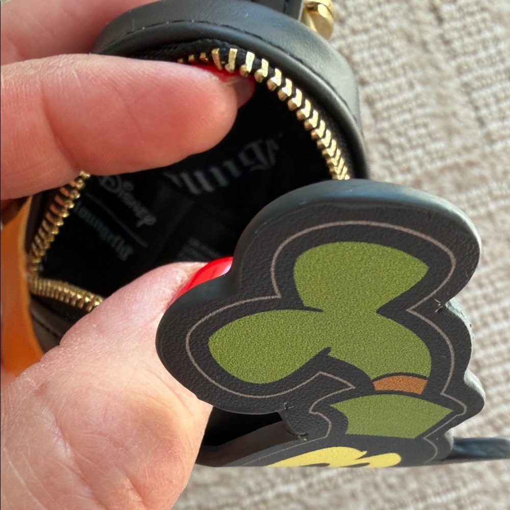 Disney Loungefly Goofy Coin Purse - Picture 3 of 3